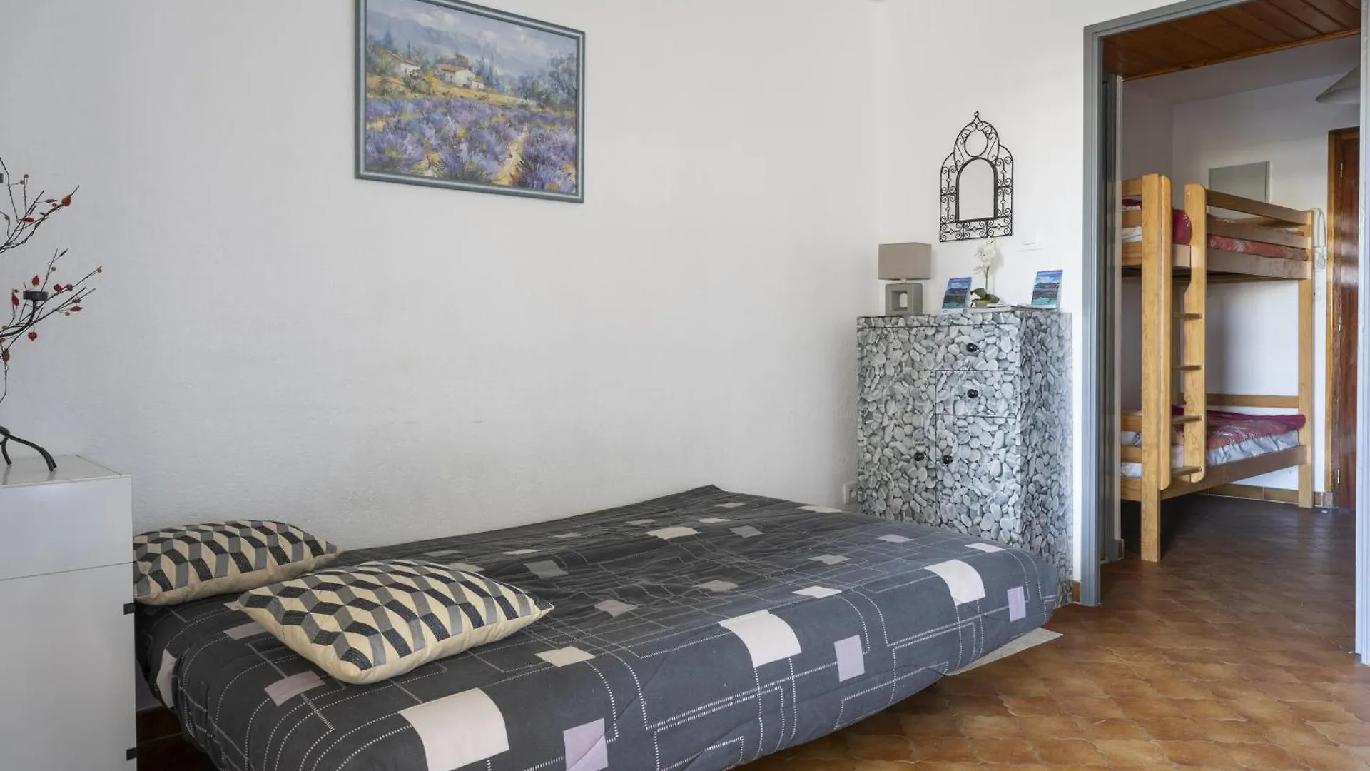Studio Pour 4 Personnes Saint-Mandrier-sur-Mer Apartment